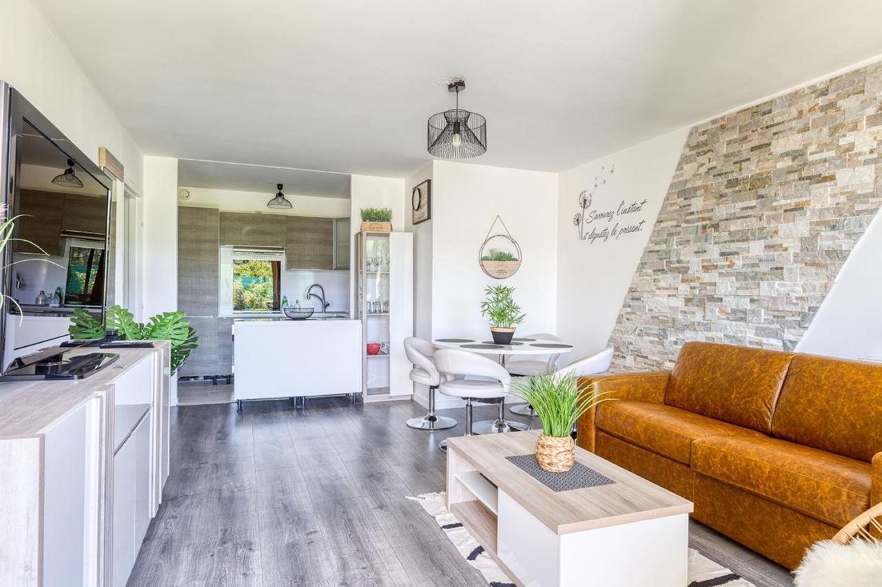 Leclat Verdoyant De Noisy - Jardin Buitenkant foto