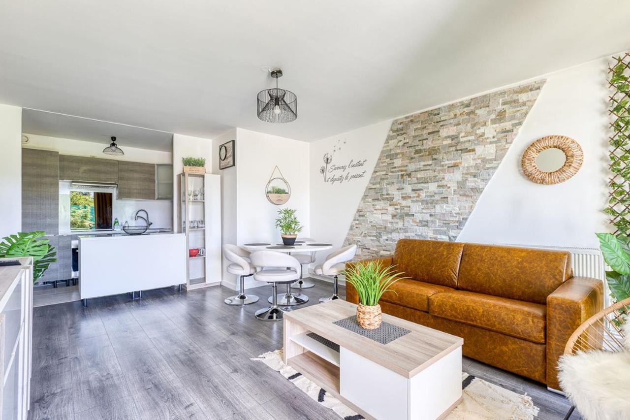 Leclat Verdoyant De Noisy - Jardin Buitenkant foto