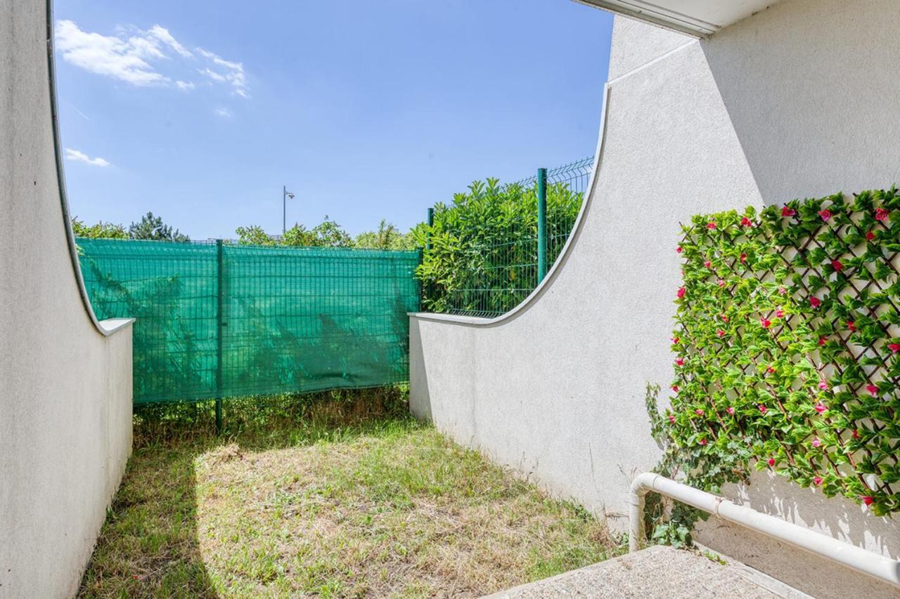 Leclat Verdoyant De Noisy - Jardin Buitenkant foto